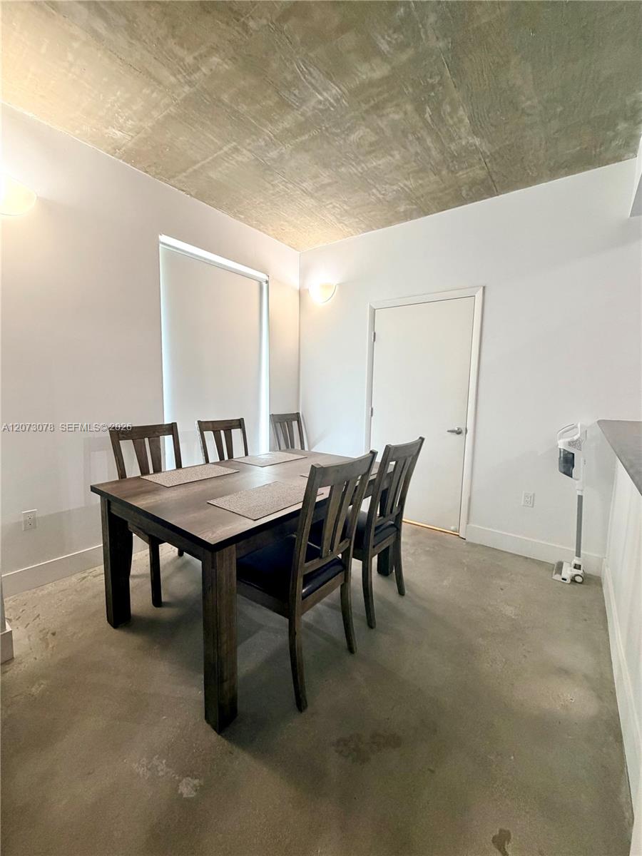 455 NE 25th St # 4D — Photo 5