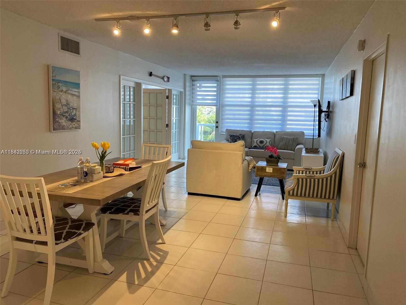 3725 S Ocean Dr # 419 — Photo 3