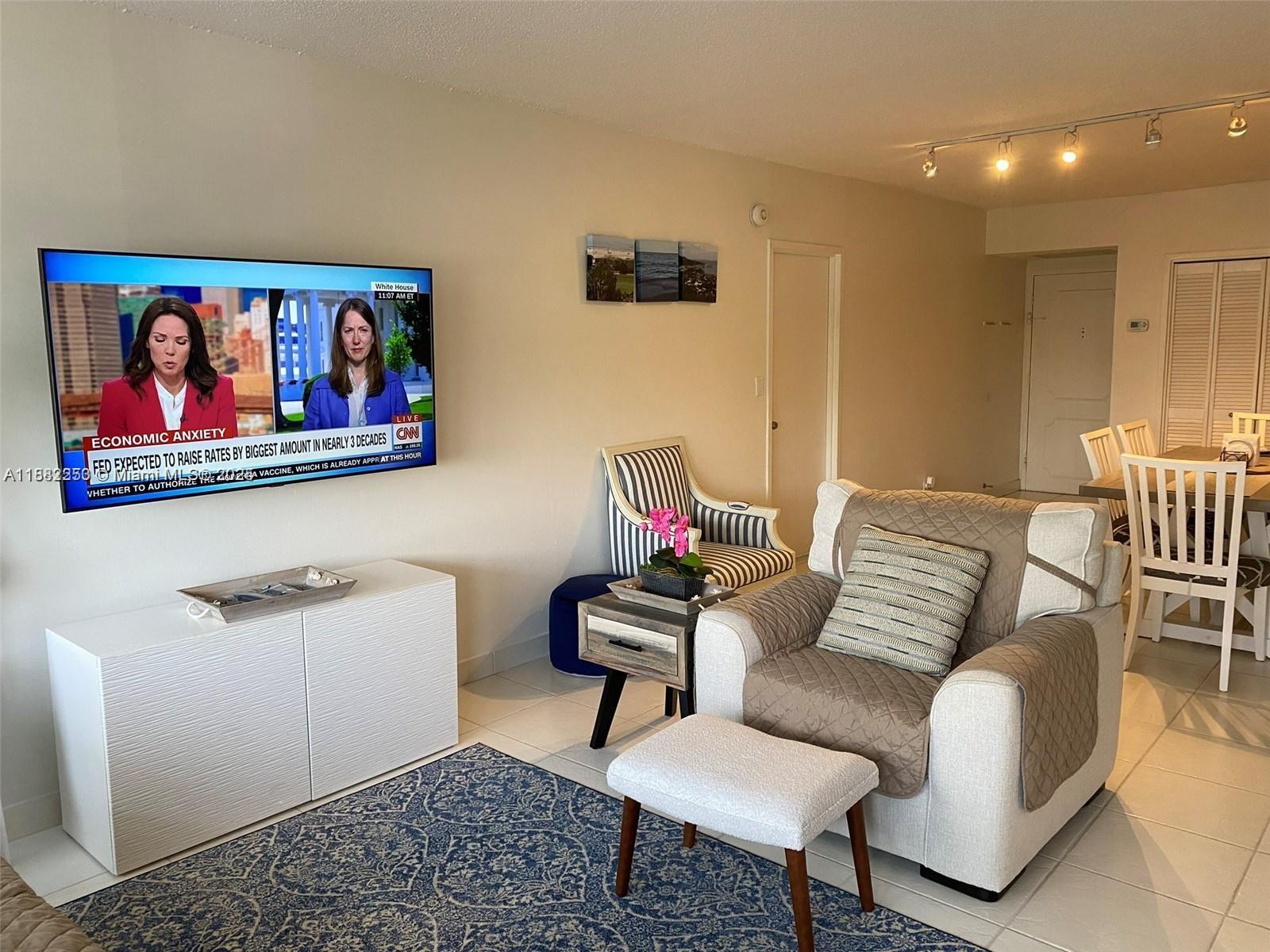 3725 S Ocean Dr # 419 — Photo 5