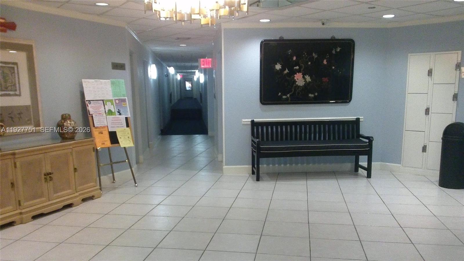 1000 Saint Charles Pl # L2 — Photo 2