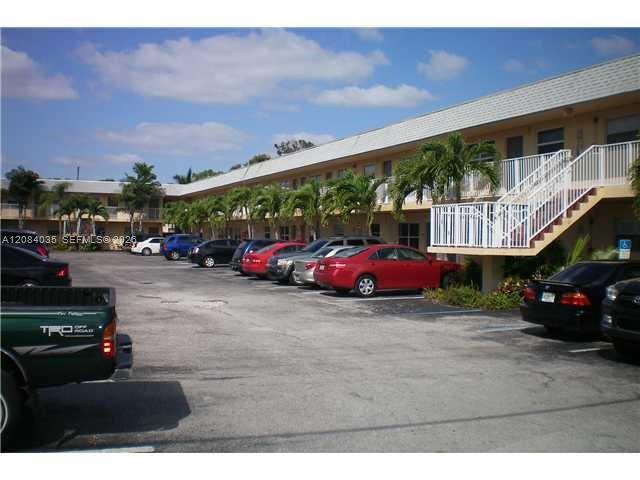 4071 N Dixie Hwy # 11 — Photo 5