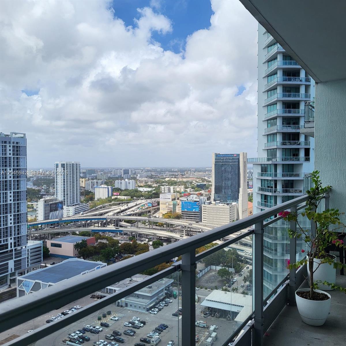 92 SW 3rd St # 3207, Miami FL 33130