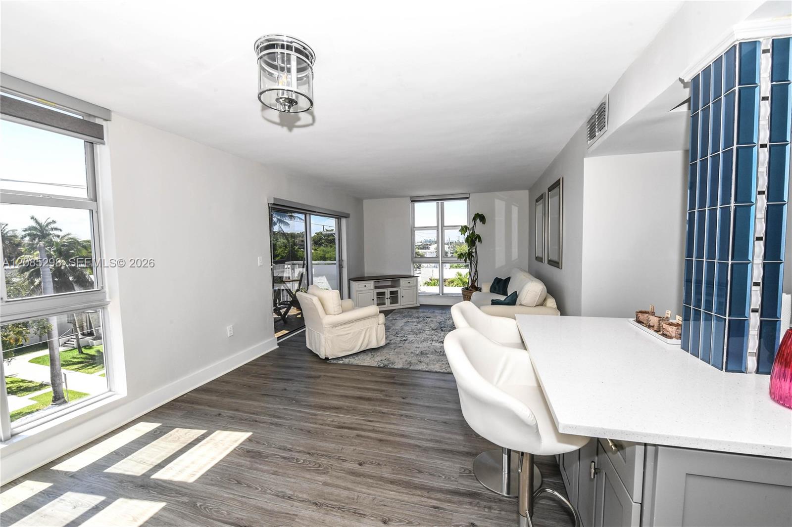 8305 Crespi Blvd # 4D — Photo 4