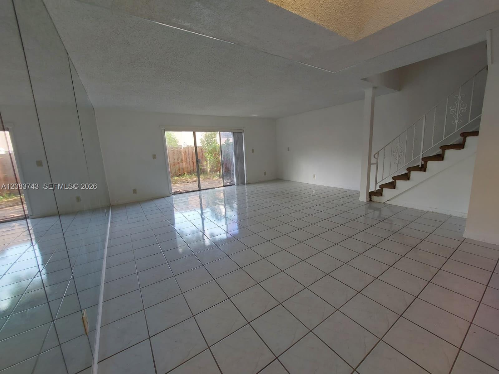 7332 SW 25th Ct # 12 — Photo 4