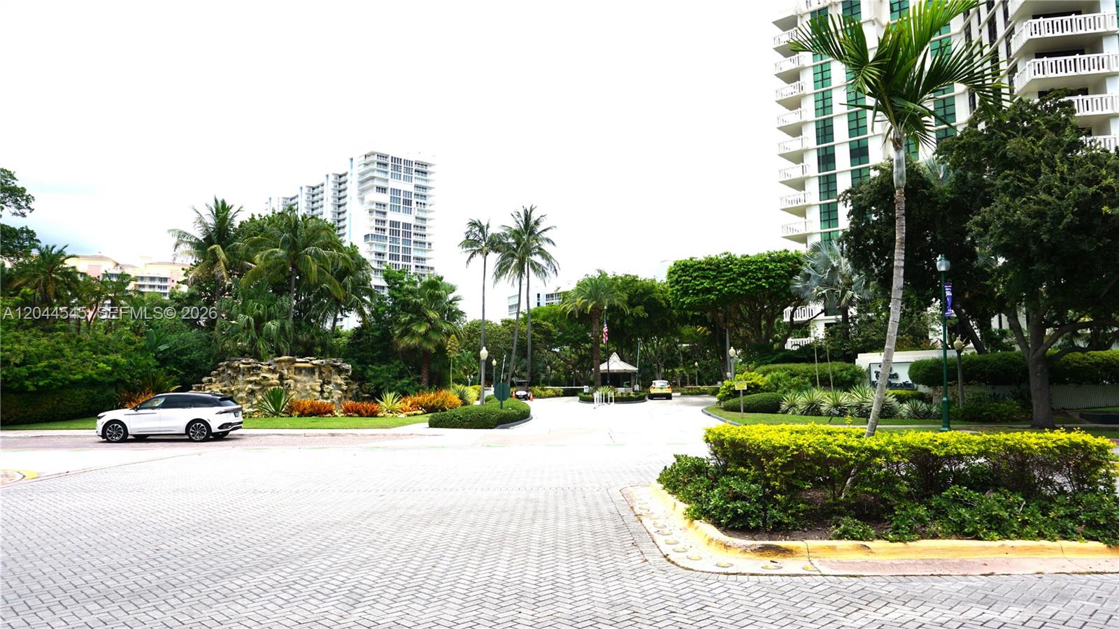 1111 Crandon Blvd # B705, Key Biscayne FL 33149