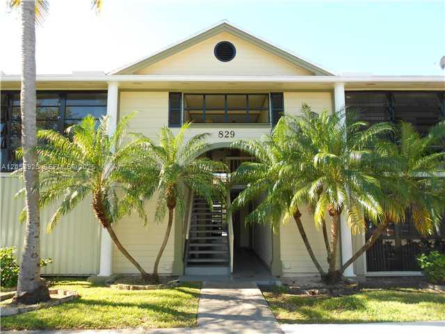 829 NE 199th St # 204, Miami FL 33179