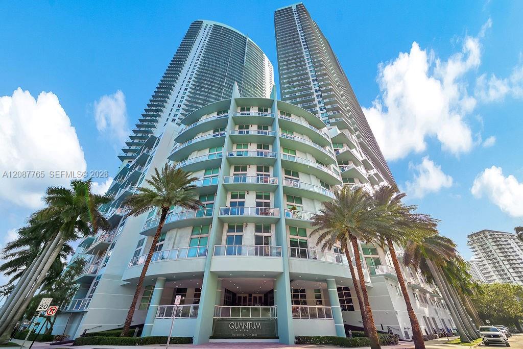 1900 N Bayshore Dr # 5103 — Photo 2