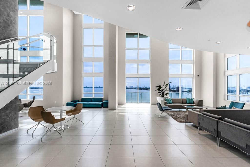 1900 N Bayshore Dr # 5103 — Photo 4
