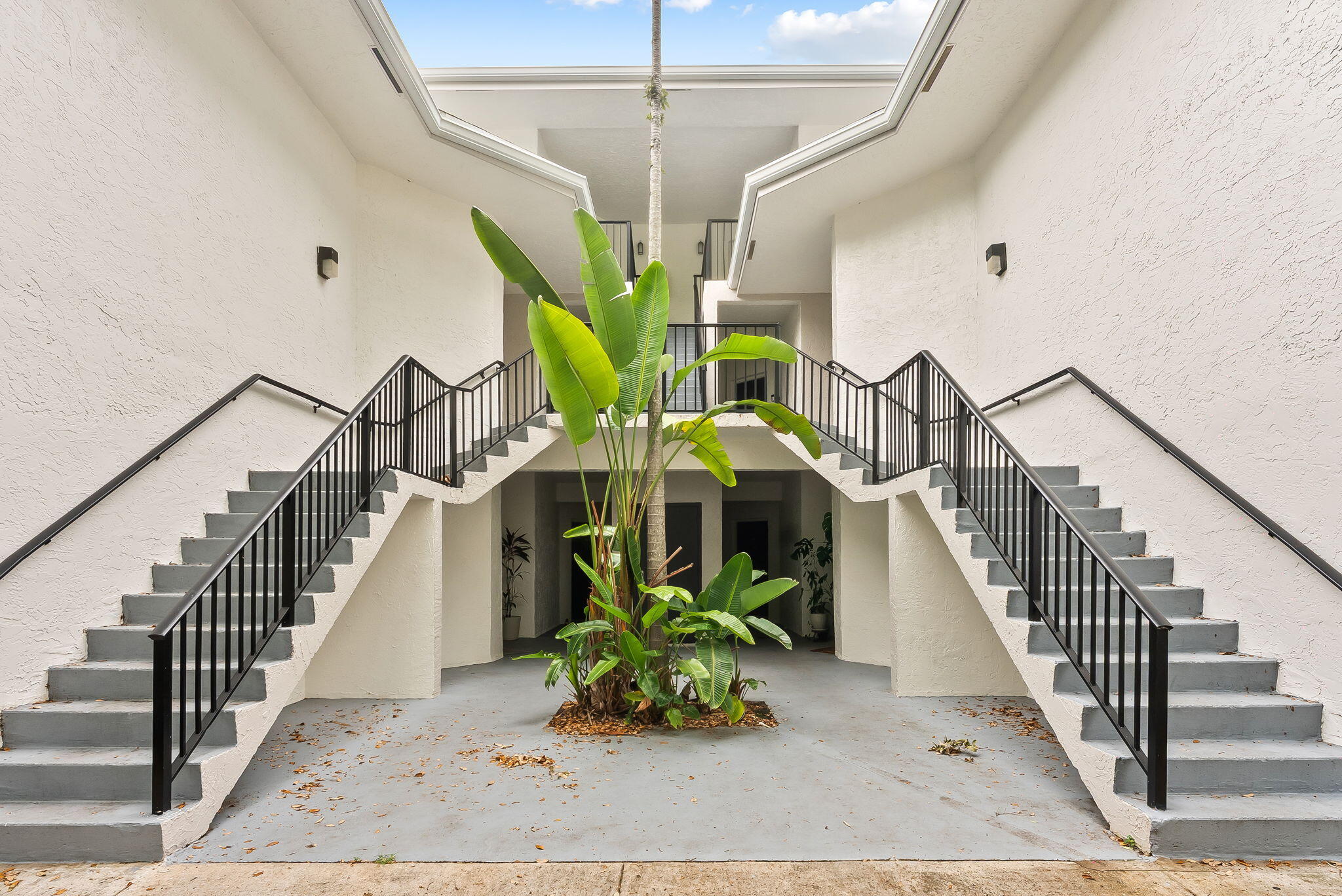 2550 SW 18th Terrace # 2103 — Photo 2