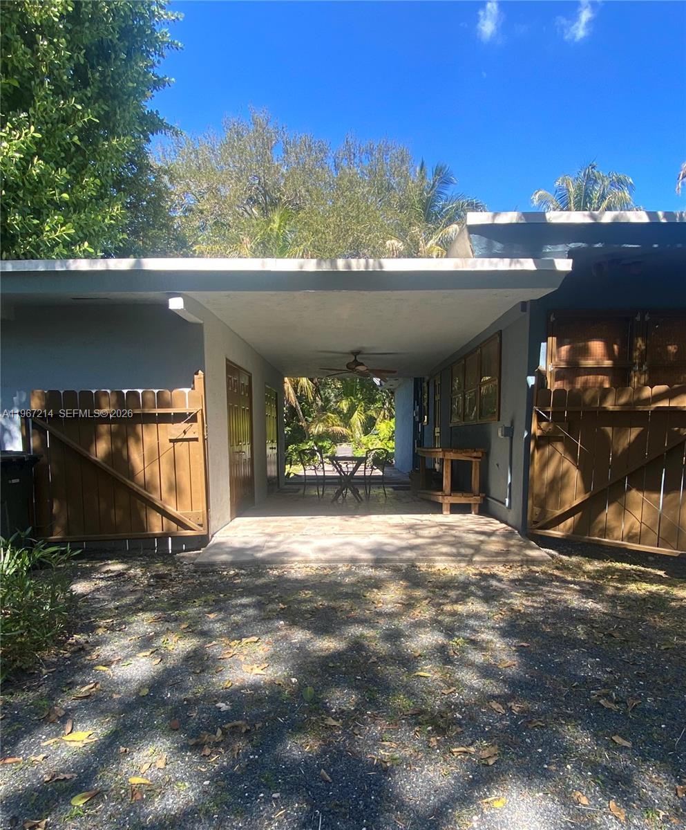 5975 SW 60th St — Photo 3