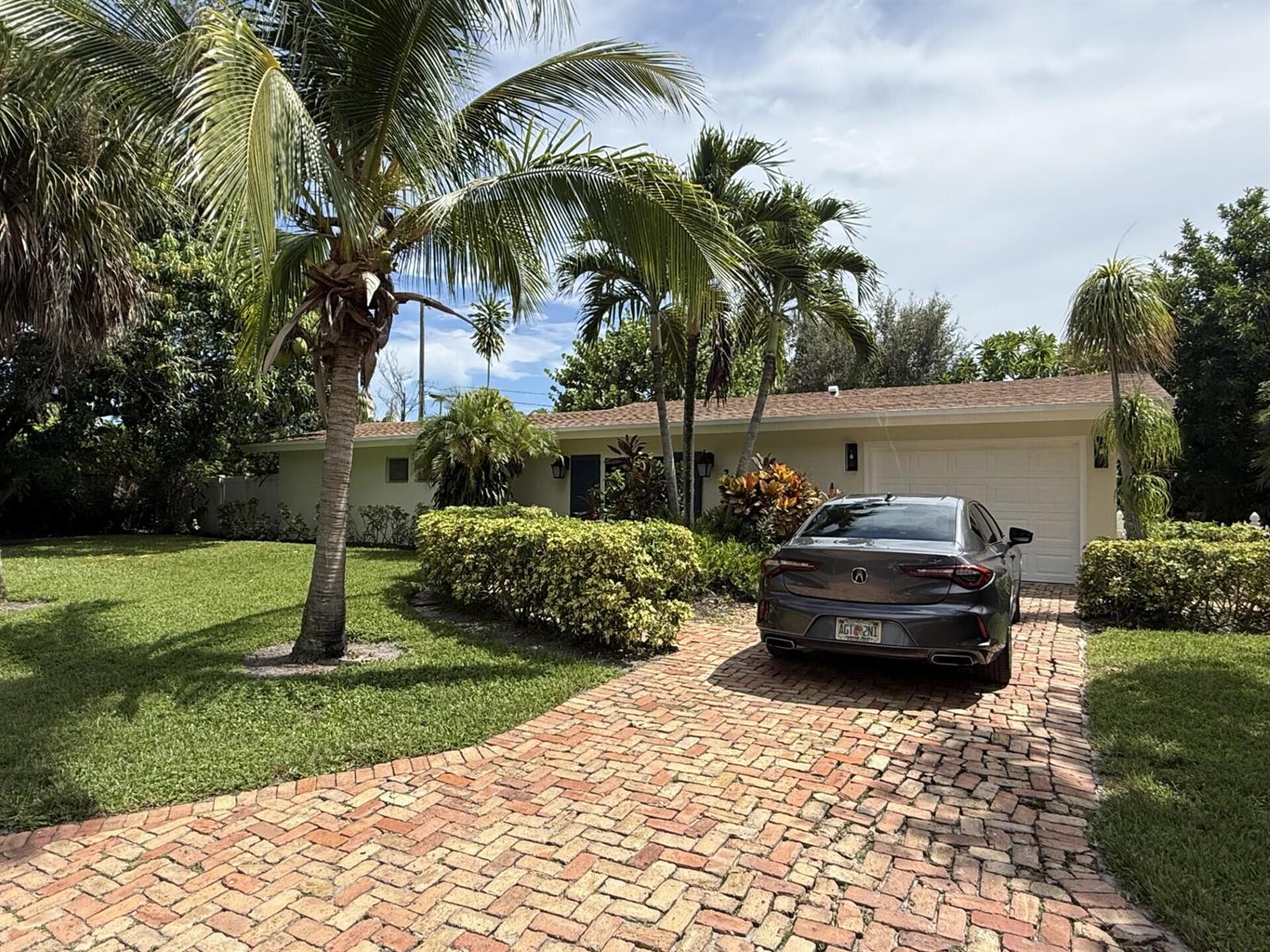 228 Lake Terrace, Delray Beach FL 33444